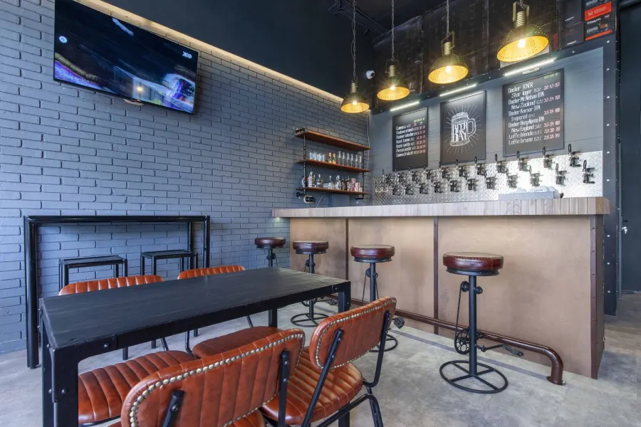 Industrijski bar u glavnom gradu – vizualizacija 9
